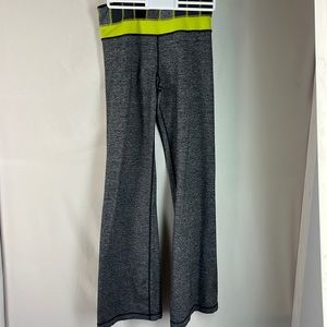 Reversible Lululemon Wide Leg pants. Size 4.